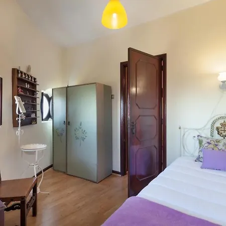 The Beautiful Moinho House *