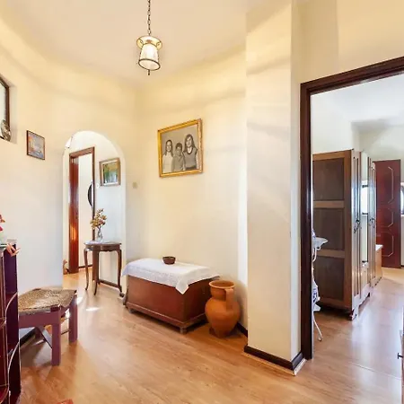 The Beautiful Moinho House *
